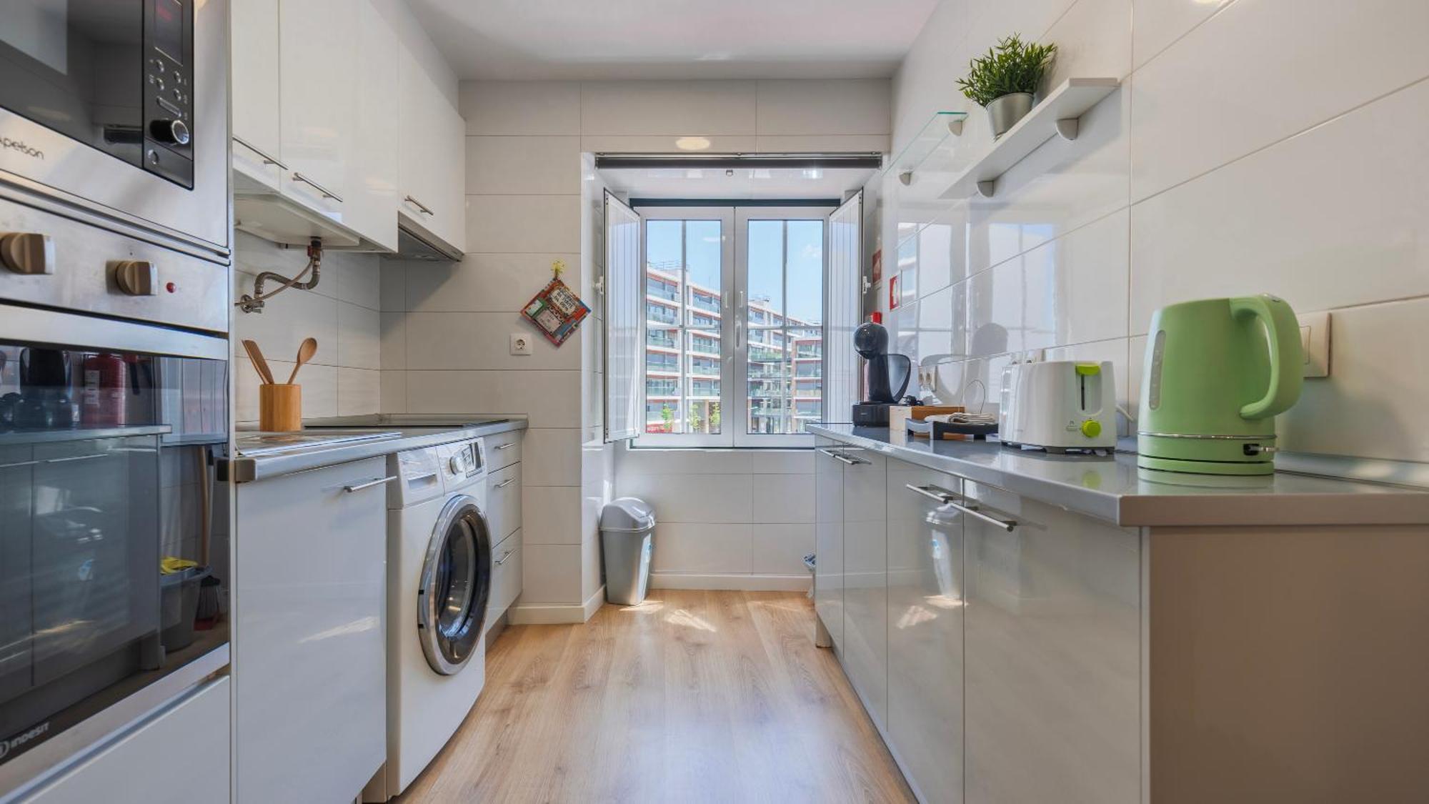 Lisboa Bridge Spot Apartment Екстериор снимка